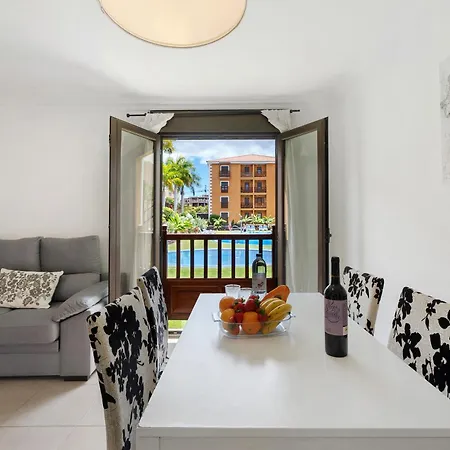 Tropical Oasis Retreat In شقة *