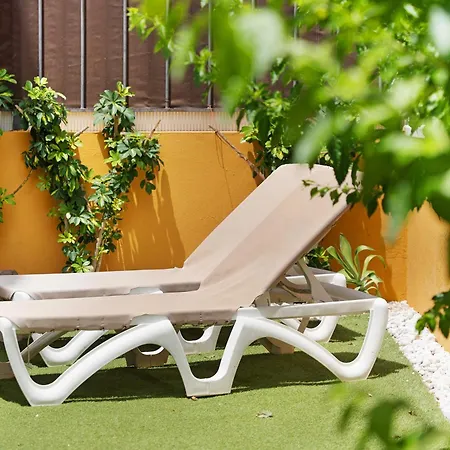 Tropical Oasis Retreat In شقة بالم مار