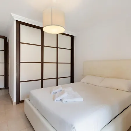 Tropical Oasis Retreat In شقة بالم مار